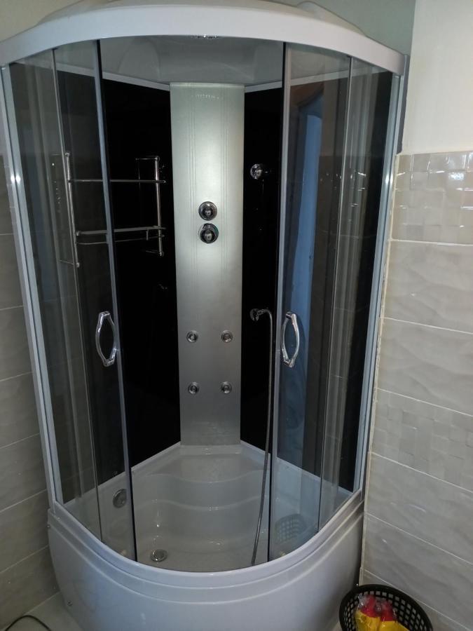 Twins Residence 2 Apart Hotel Ap 3 2 Rooms Chiajna Esterno foto