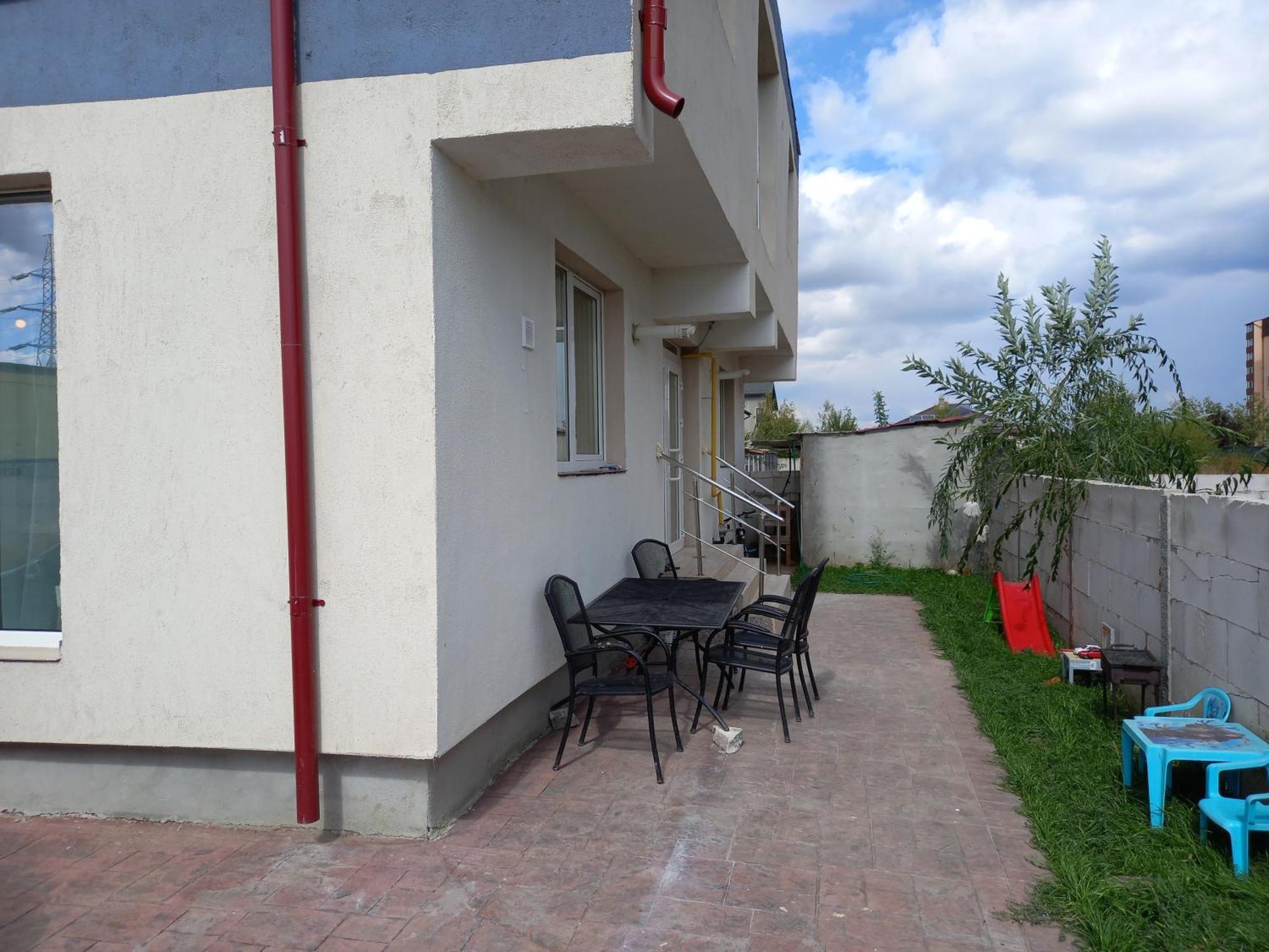 Twins Residence 2 Apart Hotel Ap 3 2 Rooms Chiajna Esterno foto